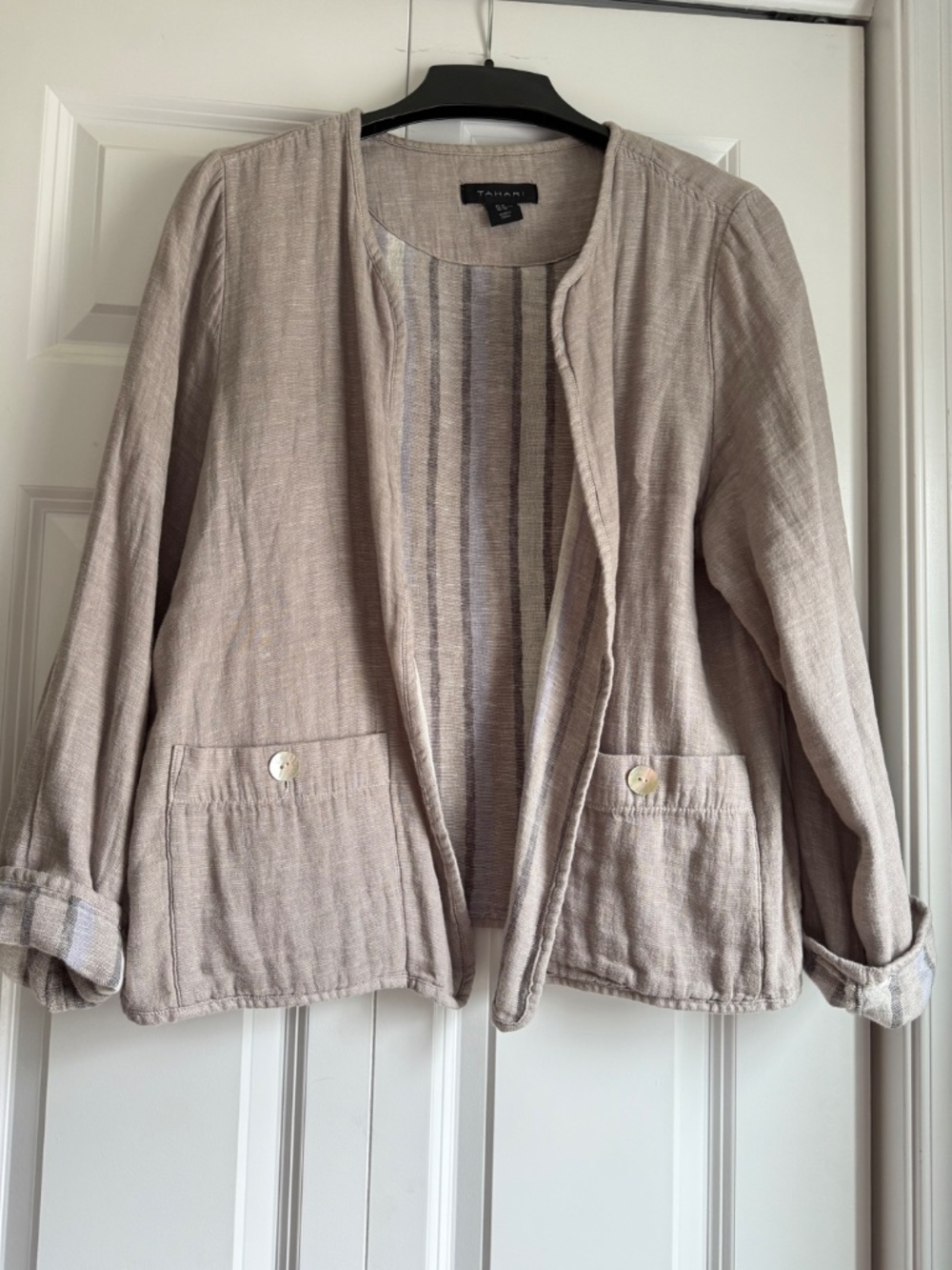 Blazer - Picture 3 of 3